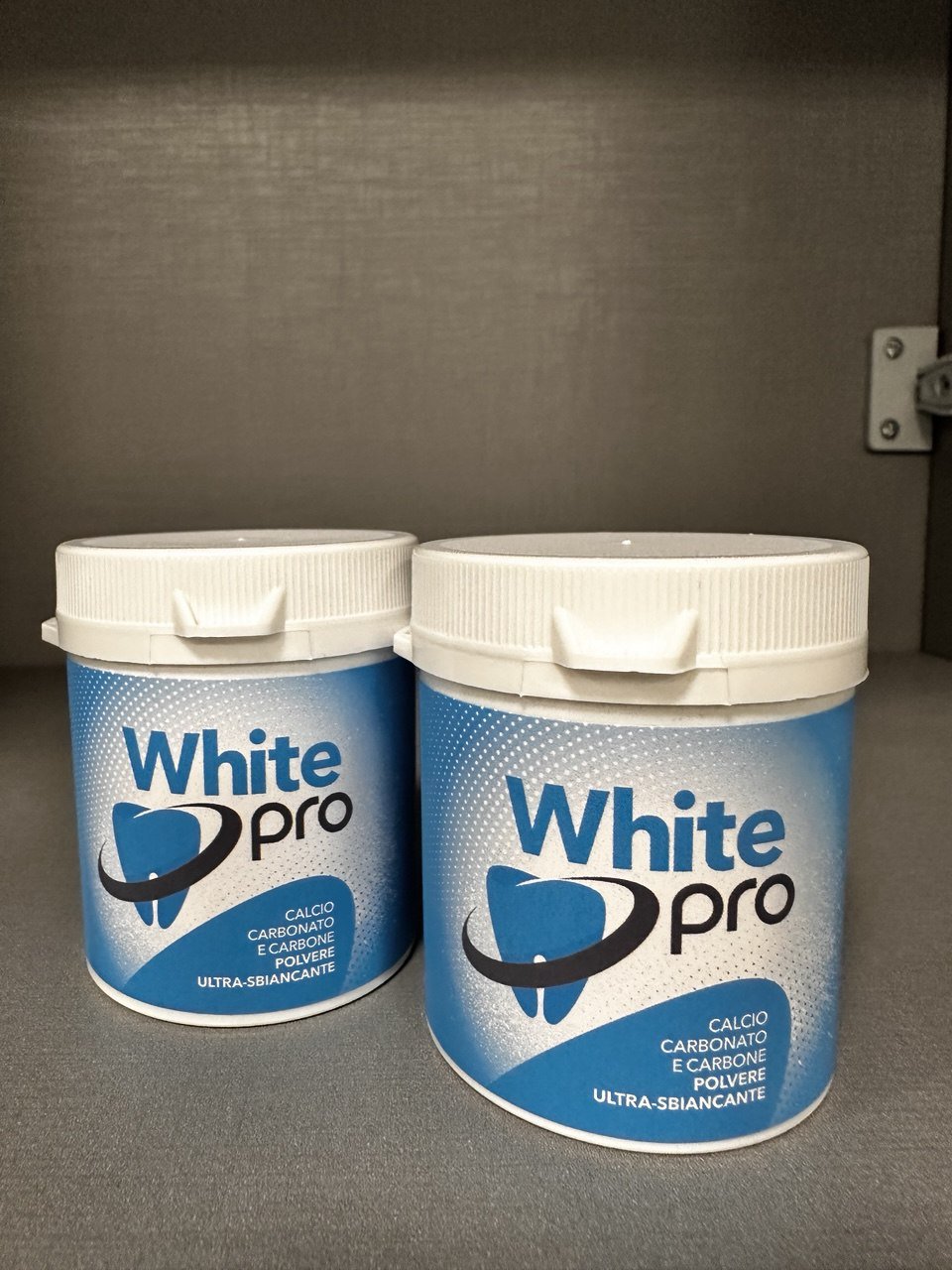 White Pro Sbiancante Denti Naturale al Carbone Attivo – 2 Confezioni - Bioniva